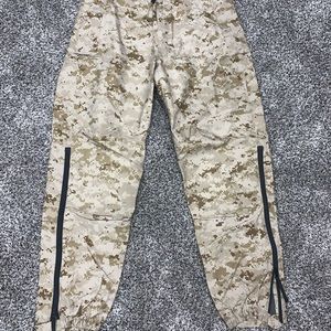 Gore-tex army camp pants